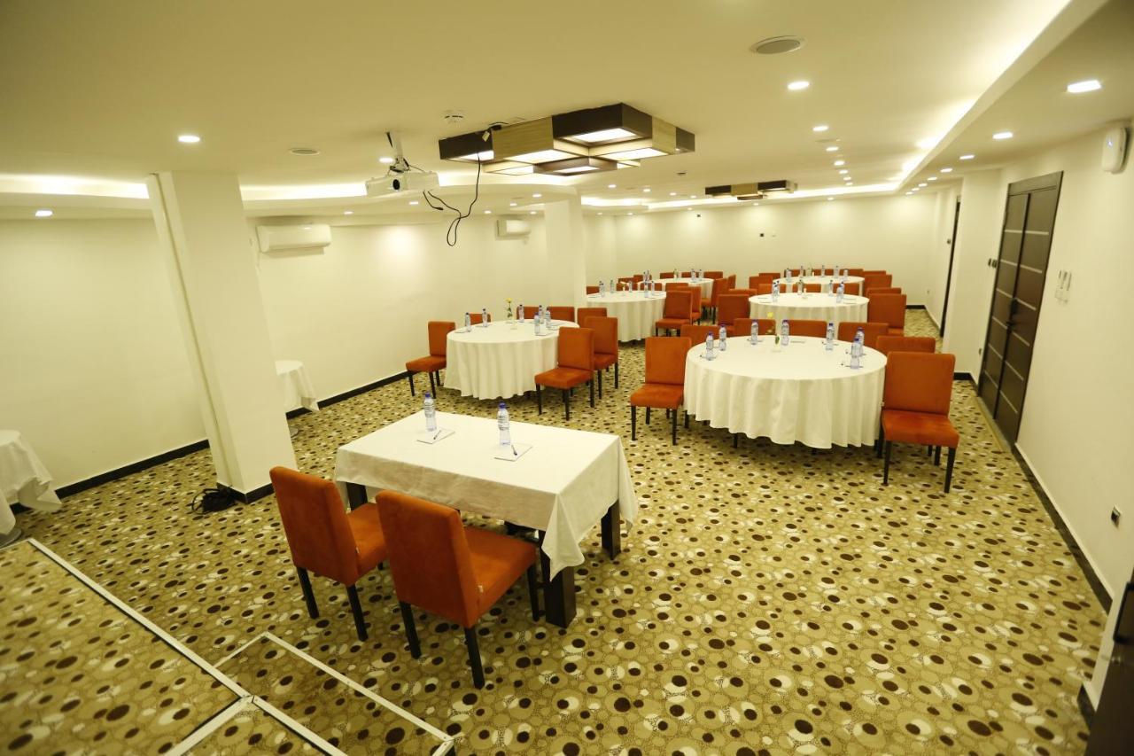 Cassiopeia Hotel แอดดิสอาบาบา ภายนอก รูปภาพ