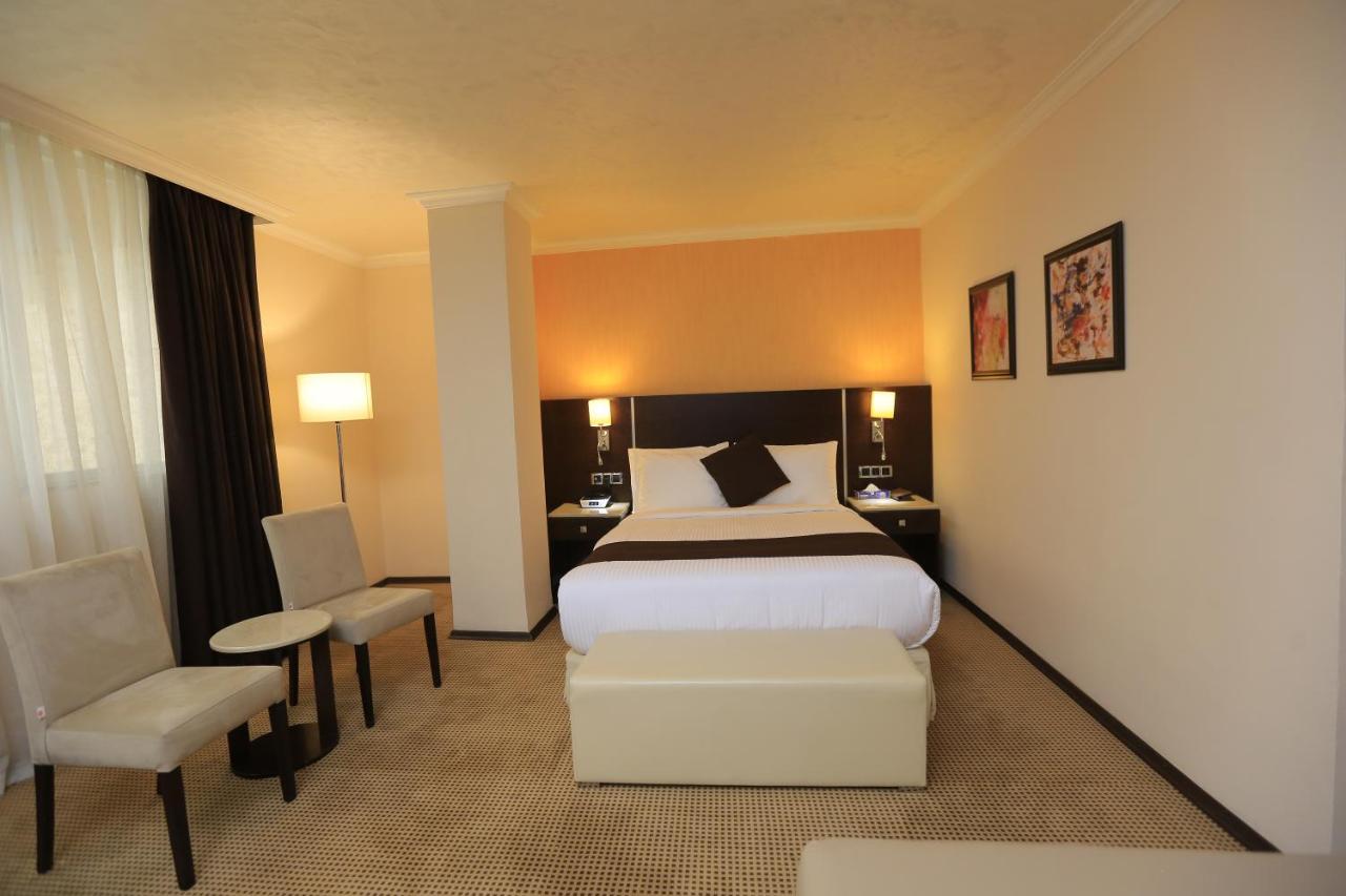 Cassiopeia Hotel แอดดิสอาบาบา ภายนอก รูปภาพ