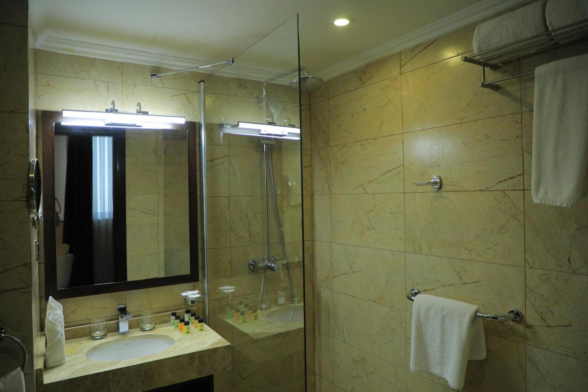 Cassiopeia Hotel แอดดิสอาบาบา ภายนอก รูปภาพ
