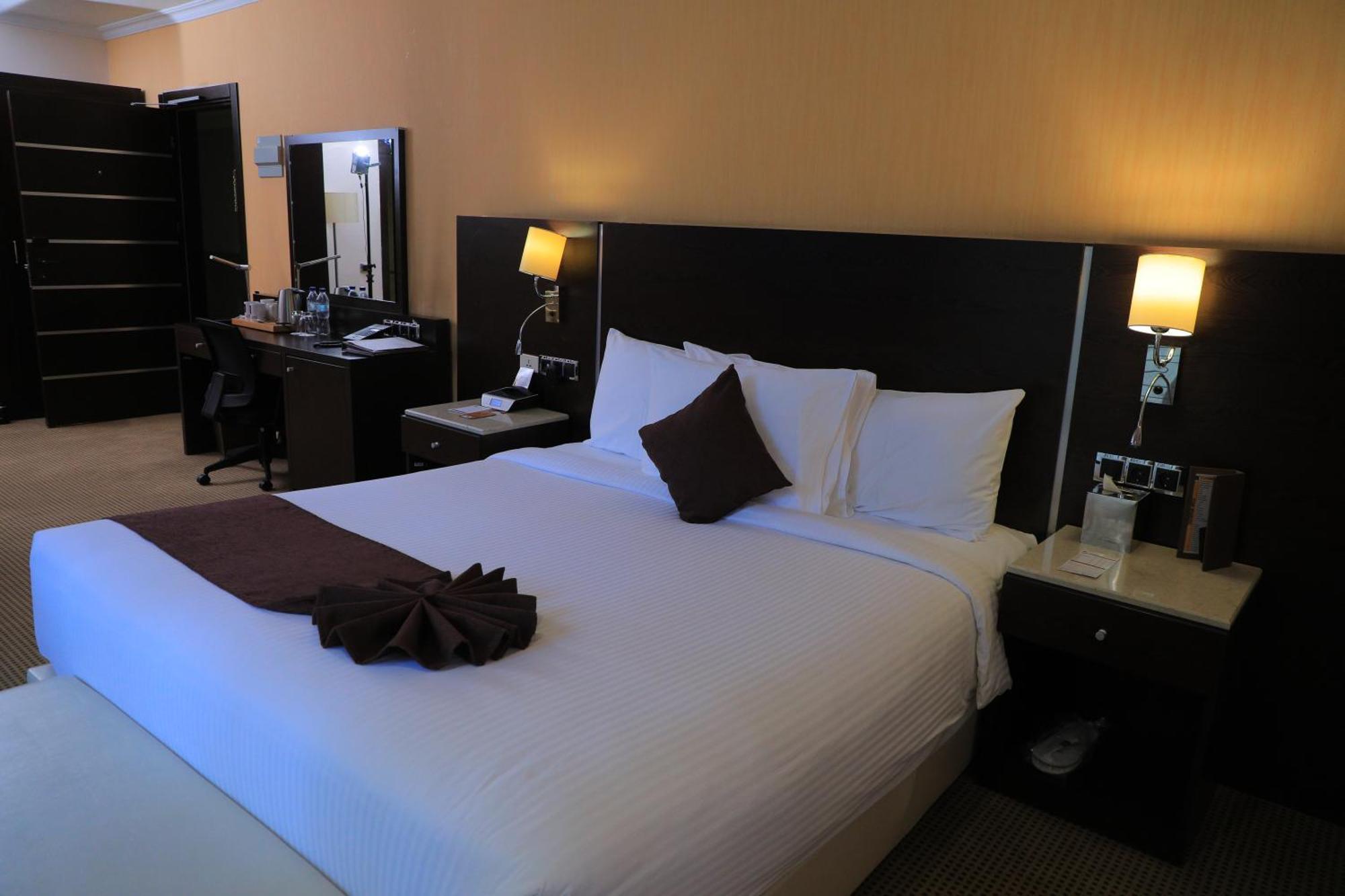 Cassiopeia Hotel แอดดิสอาบาบา ภายนอก รูปภาพ