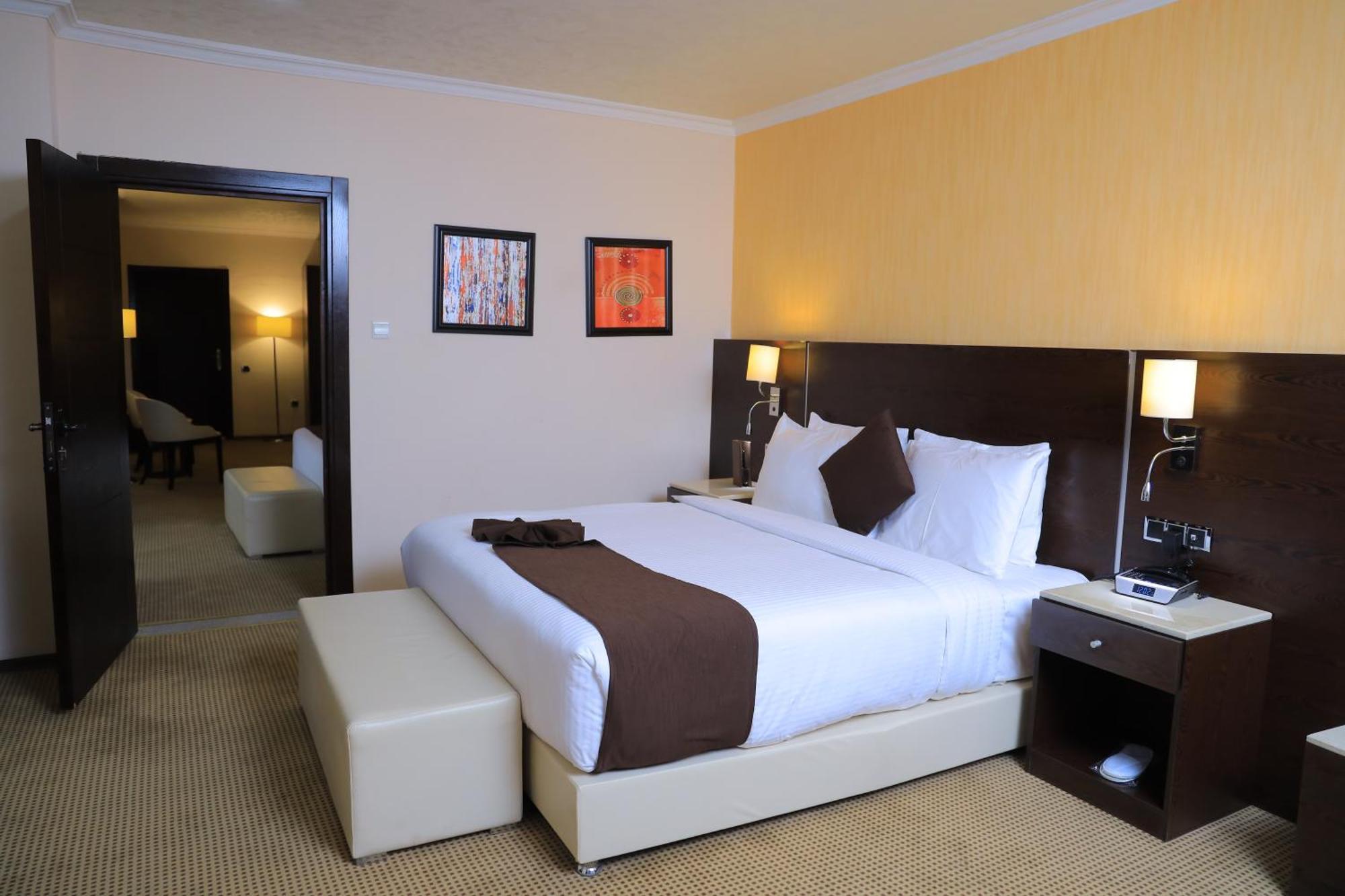 Cassiopeia Hotel แอดดิสอาบาบา ภายนอก รูปภาพ