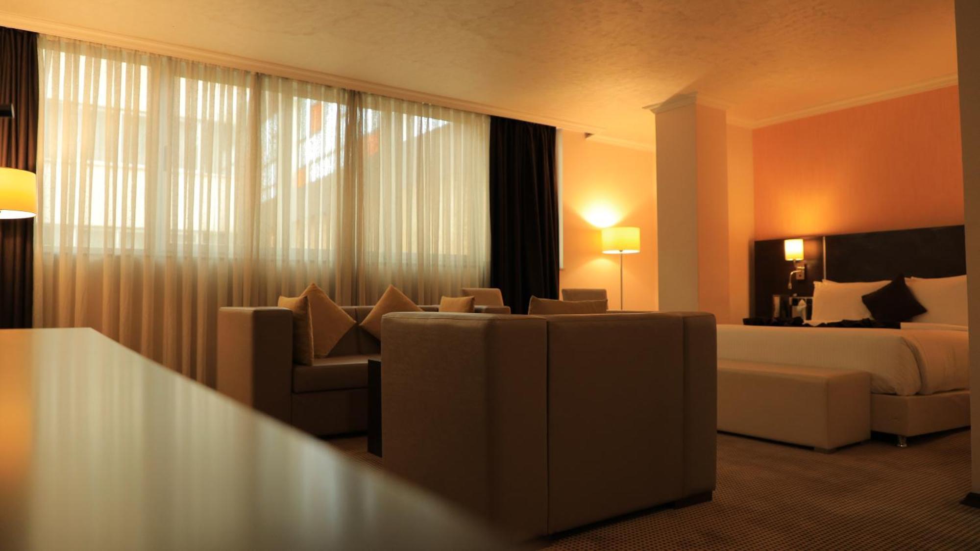 Cassiopeia Hotel แอดดิสอาบาบา ภายนอก รูปภาพ